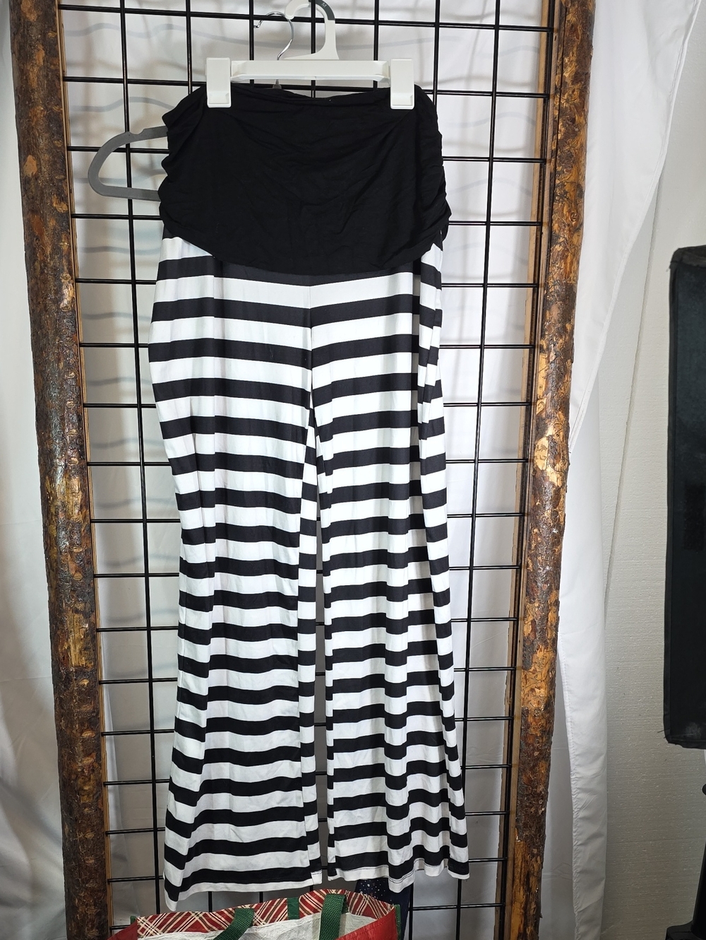 Gracyoga Black and White Pants